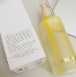 화이트 트러플 퍼스트 스프레이 세럼 — 5점을 준 리뷰어가 2021년 2월 올린 사용 사진