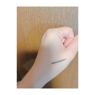 씨스터앤 시스터언 워터프루프 연필 아이라이너 — 4.5점을 준 리뷰어가 2022년 1월 올린 사용 사진
