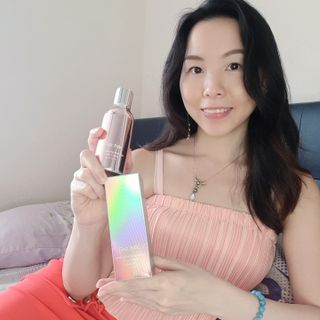 Re:NK 리엔케이 핑크 볼륨 래디언스 컬러크림 — 5점을 준 리뷰어가 2021년 11월 올린 사용 사진