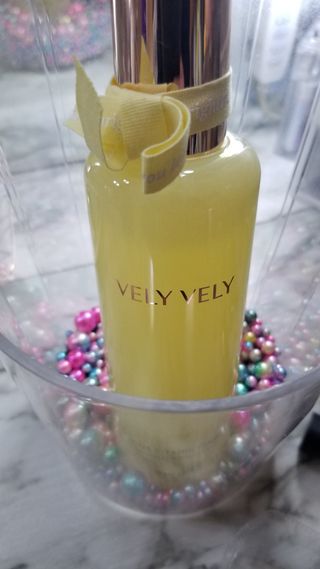 VELY VELY Yuja C-Tamin Toner — 5점을 준 리뷰어가 2021년 4월 올린 사용 사진