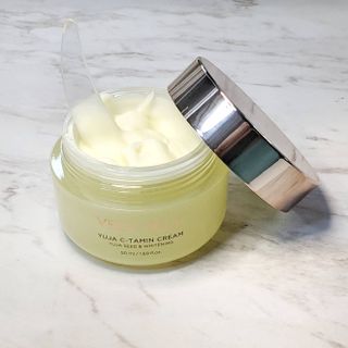 VELY VELY Yuja C-tamin Cream — 5점을 준 리뷰어가 2021년 4월 올린 사용 사진
