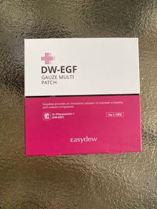 이지듀 DW-EGF 멀티 페이셜 시트 마스크 - 0.53 FL OZ 4EA — 5점을 준 리뷰어가 2021년 8월 올린 사용 사진