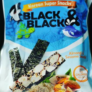 UNCLE NICK 한국 슈퍼 스낵 블랙 &amp; 블랙 김 스낵 — 5점을 준 리뷰어가 2021년 10월 올린 사용 사진