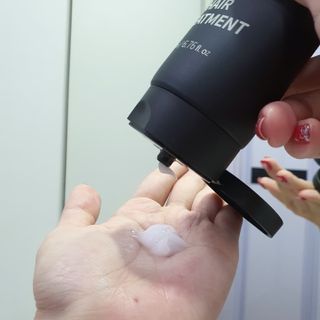 나인레스 매지나인 필 업 실크 트리트먼트 200ml 6.76 fl. 온스 유형에 남겨 — 5점을 준 리뷰어가 2022년 1월 올린 사용 사진