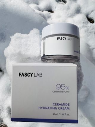 파시랩 USA_[FASCY LAB] 세라마이드 하이드레이팅 크림 — 4점을 준 리뷰어가 2022년 1월 올린 사용 사진