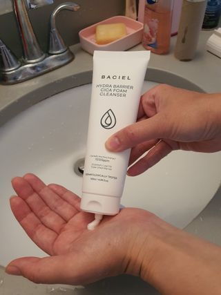 바시엘 BACIEL 바시엘 이드라 배리어 시카 폼 클렌저 120ml — 5점을 준 리뷰어가 2021년 9월 올린 사용 사진