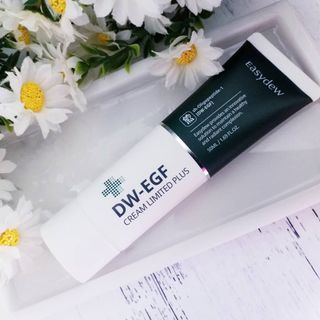 이지듀 DW-EGF 크림 리미티드 플러스 1.69 FL.Oz — 5점을 준 리뷰어가 2021년 9월 올린 사용 사진