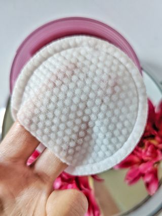 네오젠 더마로지 레몬 브라이트, 와인 리프트, 그린티 모이스트 PHA 거즈 필링 — 4점을 준 리뷰어가 2021년 12월 올린 사용 사진