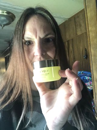 VELY VELY Yuja C-tamin Cream — 5점을 준 리뷰어가 2021년 4월 올린 사용 사진