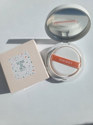 TONEfitSUN 쿠션 12g 비건 톤업 선쿠션 한국산 SPF 50+/ PA++++ — 5점을 준 리뷰어가 2023년 2월 올린 사용 사진