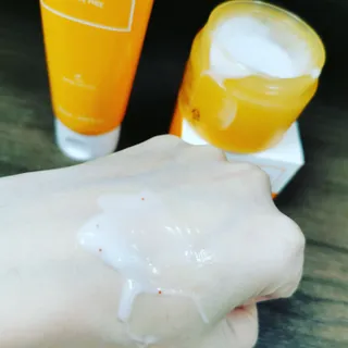 Vita Snail Cream + Vital PH Gel Cleanser — 5점을 준 리뷰어가 2021년 10월 올린 사용 사진