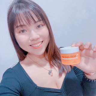 [THE SKIN HOUSE] Vita Snail Cream — 5점을 준 리뷰어가 2022년 11월 올린 사용 사진