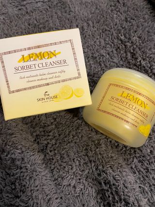 [THE SKIN HOUSE] Lemon Sorbet Cleanser, Aloe Soothing Vitamin Gel — 4.5점을 준 리뷰어가 2021년 12월 올린 사용 사진
