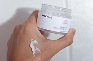 파시랩 USA_[FASCY LAB] 세라마이드 하이드레이팅 크림 — 5점을 준 리뷰어가 2021년 9월 올린 사용 사진