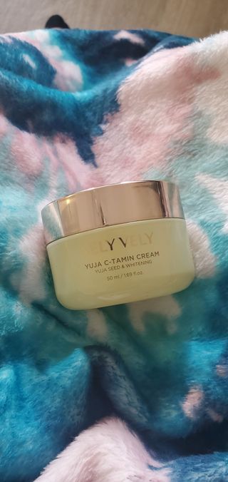VELY VELY Yuja C-tamin Cream — 5점을 준 리뷰어가 2021년 4월 올린 사용 사진