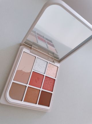하트퍼센트 Heart Percent Dote on Mood Eye Palette CHERRY-LIKE FACETS — 5점을 준 리뷰어가 2021년 10월 올린 사용 사진