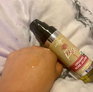 더아로마샵 오가닉 로즈 호호바 오일 50ml — 5점을 준 리뷰어가 2023년 2월 올린 사용 사진