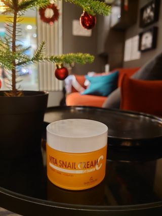 [THE SKIN HOUSE] Vita Snail Cream — 5점을 준 리뷰어가 2022년 11월 올린 사용 사진