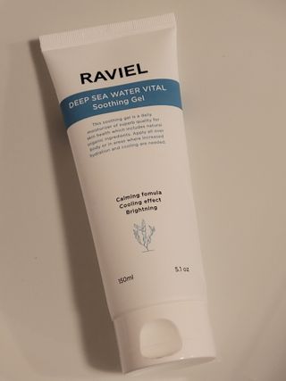라비엘 RAVIEL 딥 씨 워터 퓨어 바이탈 수딩 젤 5.1 fl oz (150ml) 페이스 &amp; 바디, 쿨링 효과 — 4점을 준 리뷰어가 2022년 9월 올린 사용 사진