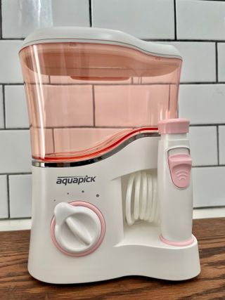 Aquapick AQ-350 물 Flosser 전기 치과 수조 치아 용 전문 구강 세정기 — 5점을 준 리뷰어가 2022년 4월 올린 사용 사진