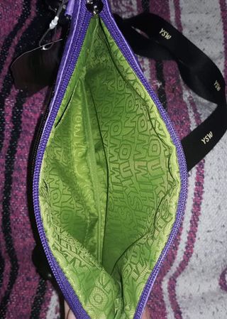 YOUKSHIMWON Wristlet Wallet for Women Smart Phone Strap Clutch — 5점을 준 리뷰어가 2021년 8월 올린 사용 사진