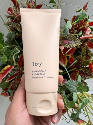 107 HAIR & SCALP HYDRATING Microbiome Treatment 180ml — 4.5점을 준 리뷰어가 2023년 10월 올린 사용 사진