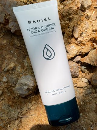 바시엘 BACIEL 바시엘 하이드라 베리어 시카 크림 — 5점을 준 리뷰어가 2021년 8월 올린 사용 사진
