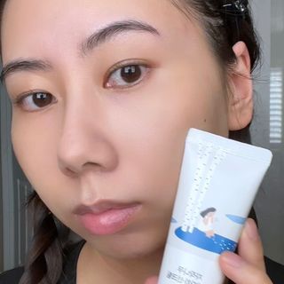 Round Lab Birch Juice Moisturizing Sunscreen — 3점을 준 리뷰어가 2024년 6월 올린 사용 사진
