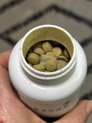 느랑풀 USA_ [neurangpul] JEJU ALOEVIUM TABLET 120g — 4점을 준 리뷰어가 2025년 7월 올린 사용 사진