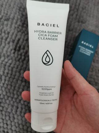 바시엘 BACIEL 바시엘 이드라 배리어 시카 폼 클렌저 120ml — 4점을 준 리뷰어가 2021년 10월 올린 사용 사진