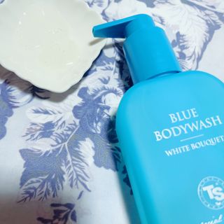 TS 블루 에디션 (블루 샴푸 200ml + 블루 바디 워시 200ml) — 4점을 준 리뷰어가 2023년 6월 올린 사용 사진