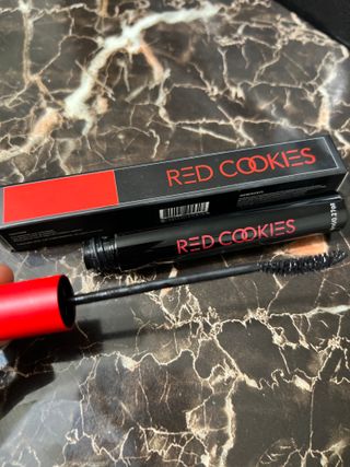 RED COOKIES Beaurer Curl Mascara Black Color Water-proof Smudge-proof Macara — 5점을 준 리뷰어가 2025년 1월 올린 사용 사진