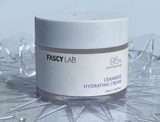 파시랩 USA_[FASCY LAB] 세라마이드 하이드레이팅 크림 — 5점을 준 리뷰어가 2021년 10월 올린 사용 사진