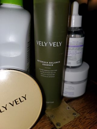 VELY VELY Artemisia Balance Essence — 5점을 준 리뷰어가 2021년 4월 올린 사용 사진