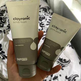 클레이로닉 스크럽 폼 120g + 포어팩 55ml 세트 — 3.5점을 준 리뷰어가 2021년 8월 올린 사용 사진