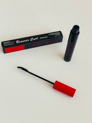 RED COOKIES Beaurer Curl Mascara Black Color Water-proof Smudge-proof Macara — 5점을 준 리뷰어가 2025년 2월 올린 사용 사진