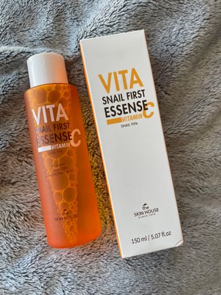 [THE SKIN HOUSE] Vita Snail First Essence — 5점을 준 리뷰어가 2022년 2월 올린 사용 사진