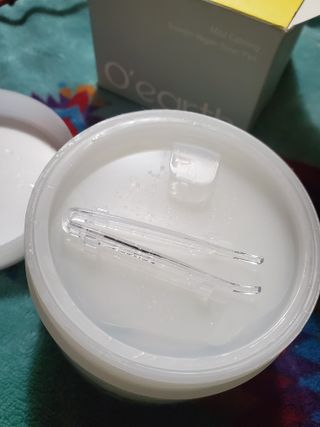 오어스 마일드 카밍 순진 비건 토너 패드 포 페이스 모이스처라이징 &amp; 수딩 — 4점을 준 리뷰어가 2023년 1월 올린 사용 사진