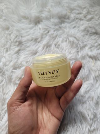 VELY VELY Yuja C-tamin Cream — 5점을 준 리뷰어가 2021년 5월 올린 사용 사진