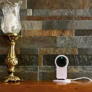 온습도 모니터와 스마트 리모컨이 탑재된 EGLOO cam S4 1080P Wi-Fi 스마트 카메라 — 4.5점을 준 리뷰어가 2021년 6월 올린 사용 사진