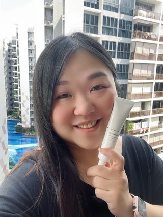 Re:NK 리엔케이 셀루미너스 안티폴루션 UV 크림 — 5점을 준 리뷰어가 2022년 1월 올린 사용 사진