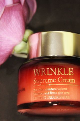 [The Skin House] Wrinkle Supreme Cream — 5점을 준 리뷰어가 2022년 11월 올린 사용 사진