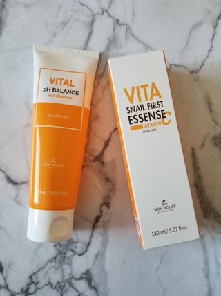 Vita Snail Trio Set [First Essence, Cream, Gel Cleanser] — 4점을 준 리뷰어가 2021년 10월 올린 사용 사진