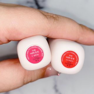ATHE AUTHENTIC AIRY LIP BALM / 비건립밤 / 어센틱립밤 / 에어리립밤 (수정 요청) — 4.5점을 준 리뷰어가 2022년 8월 올린 사용 사진