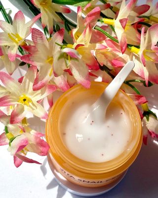 [THE SKIN HOUSE] Vita Snail Cream — 4.5점을 준 리뷰어가 2022년 4월 올린 사용 사진