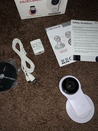 온습도 모니터와 스마트 리모컨이 탑재된 EGLOO cam S4 1080P Wi-Fi 스마트 카메라 — 4점을 준 리뷰어가 2021년 6월 올린 사용 사진