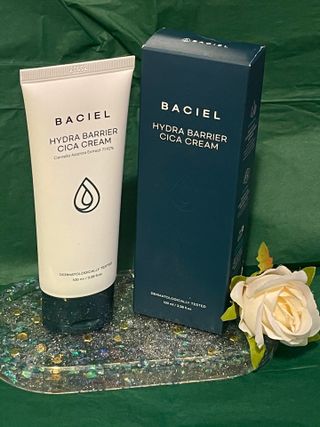 바시엘 BACIEL 바시엘 하이드라 베리어 시카 크림 — 5점을 준 리뷰어가 2021년 5월 올린 사용 사진