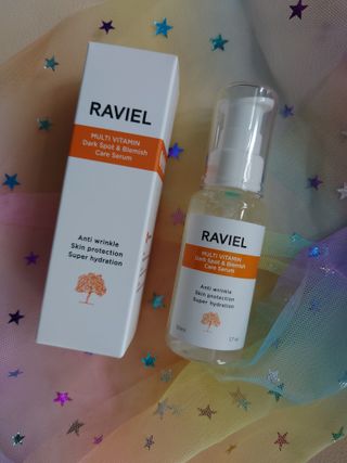 라비엘 멀티 비타민 다크 스팟 &amp; 블레미쉬 케어 페이스 세럼 모든 피부용 1.7 fl oz — 5점을 준 리뷰어가 2022년 12월 올린 사용 사진