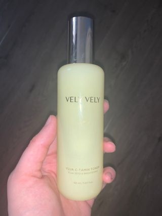 VELY VELY Yuja C-Tamin Toner — 5점을 준 리뷰어가 2021년 4월 올린 사용 사진