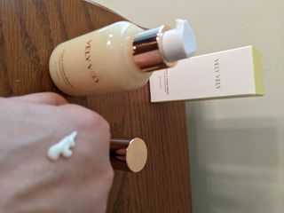 VELY VELY Yuja C-Tamin Serum — 5점을 준 리뷰어가 2021년 4월 올린 사용 사진
